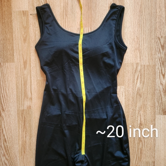 JumpSuit - Picture 7 of 10